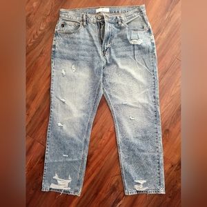 NWOT KanCan Distressed straight leg jeans,  13/30